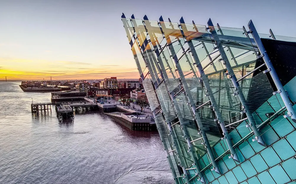The Deep, Hull